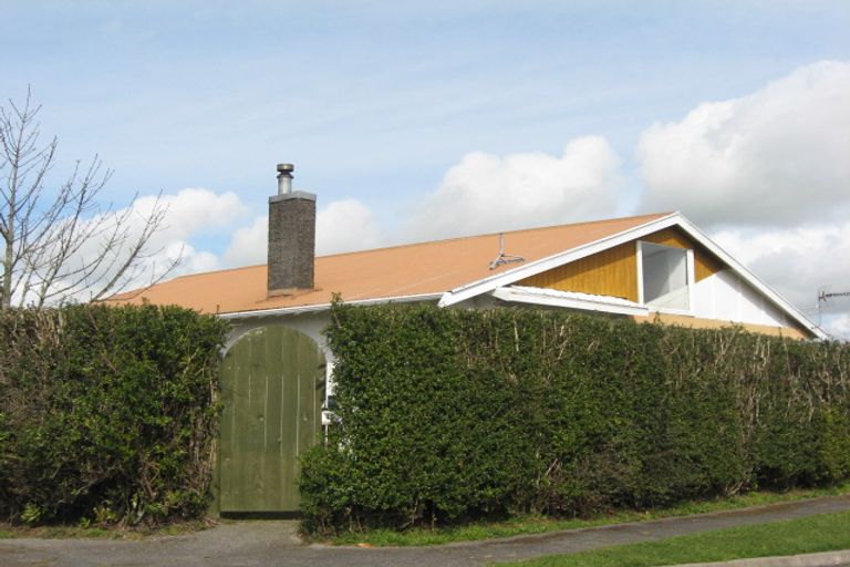 Photo of property in 15 Lear Street, Stratford, 4332