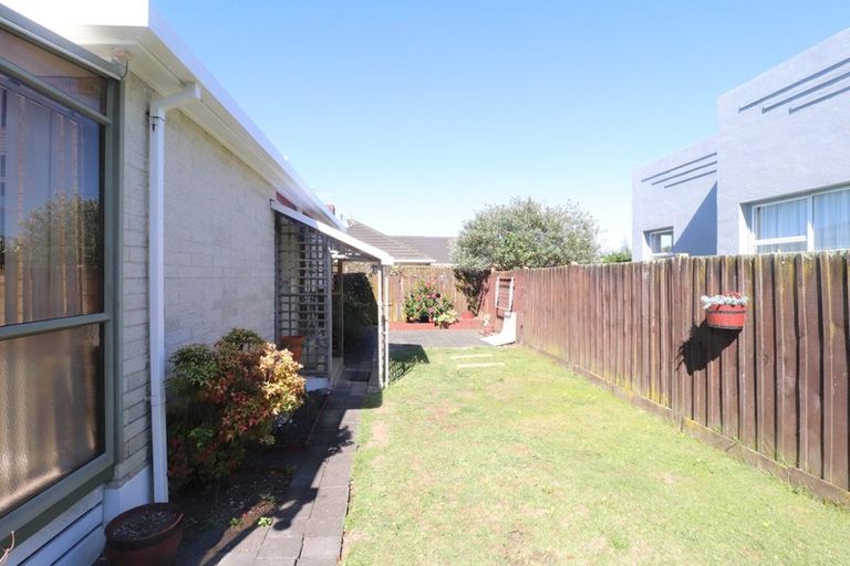 Photo of property in 1/11 Dominion Street, Takapuna, Auckland, 0622