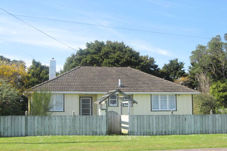 Photo of property in 155 Frankley Road, Frankleigh Park, New Plymouth, 4310