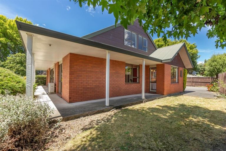 Photo of property in 49a Trafford Street, Harewood, Christchurch, 8051