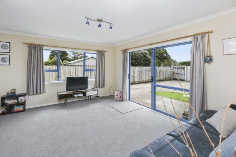Photo of property in 393 Carrington Street, Upper Vogeltown, New Plymouth, 4310