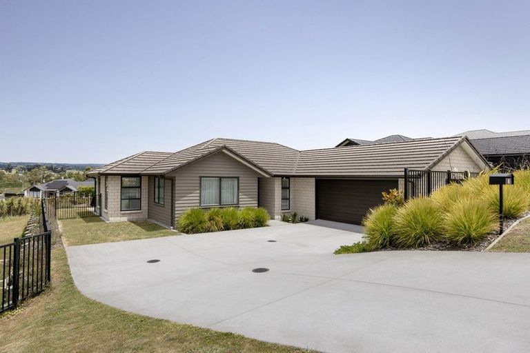 Photo of property in 8 Oyster Place, Omokoroa, 3114