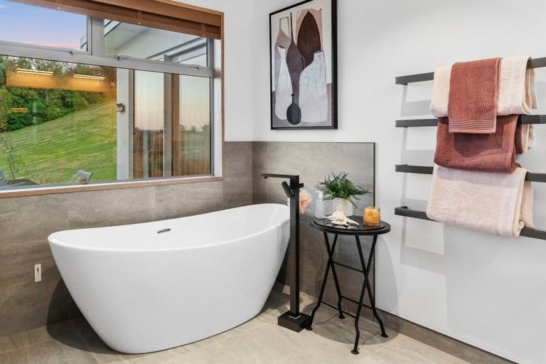 Photo of property in 83b Lynley Park Drive, Omokoroa, 3114