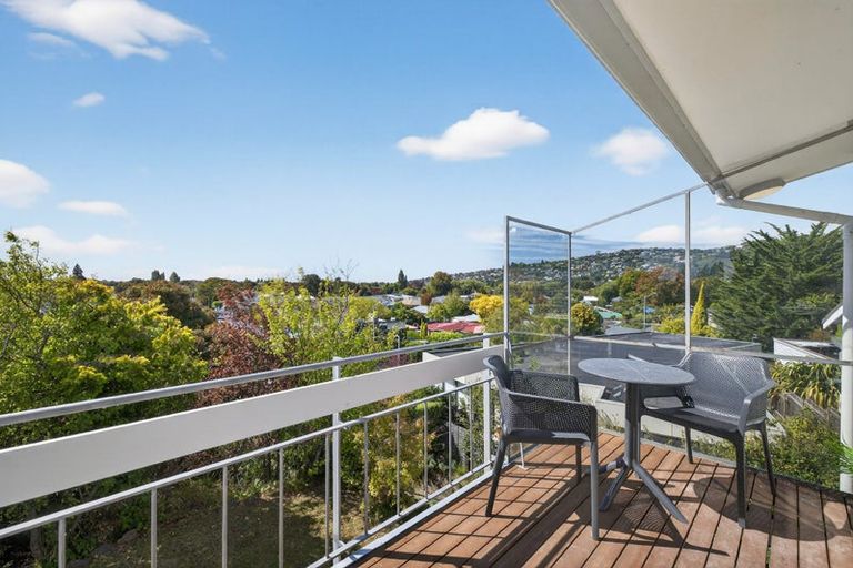 Photo of property in 1 Dyers Pass Road, Cashmere, Christchurch, 8022