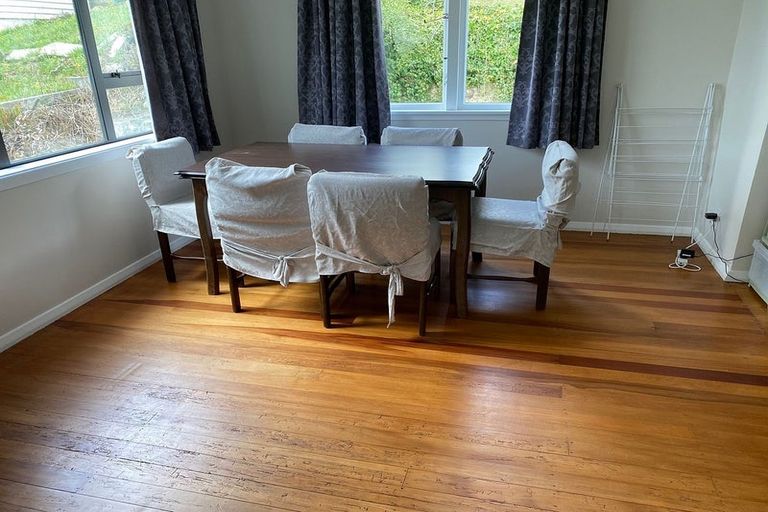 Photo of property in 22 The Drive, Tawa, Wellington, 5028