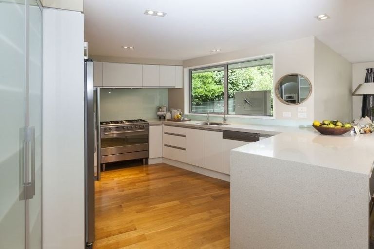 Photo of property in 87 Glandovey Road, Fendalton, Christchurch, 8052