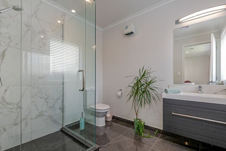 Photo of property in 33 Elmira Avenue, Hokowhitu, Palmerston North, 4410