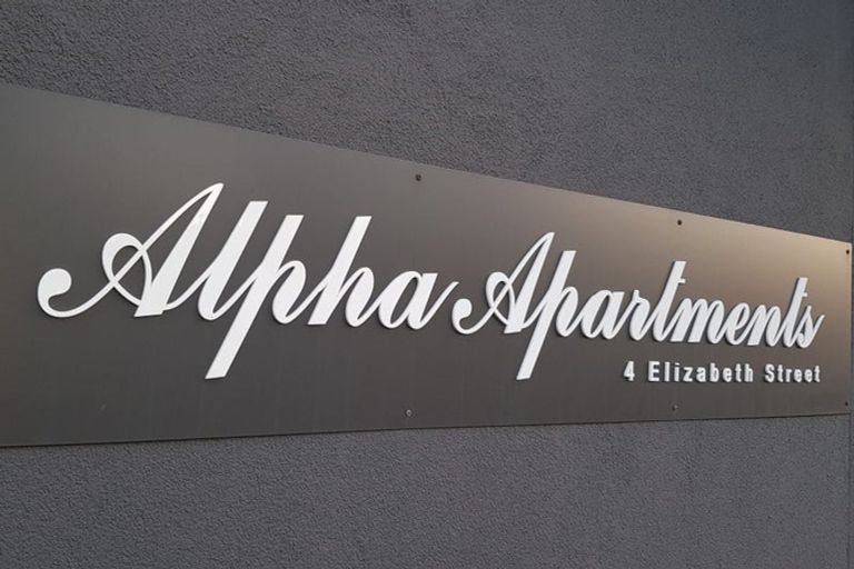 Photo of property in Alpha Apartments, 503/4 Elizabeth Street, Mount Victoria, Wellington, 6011
