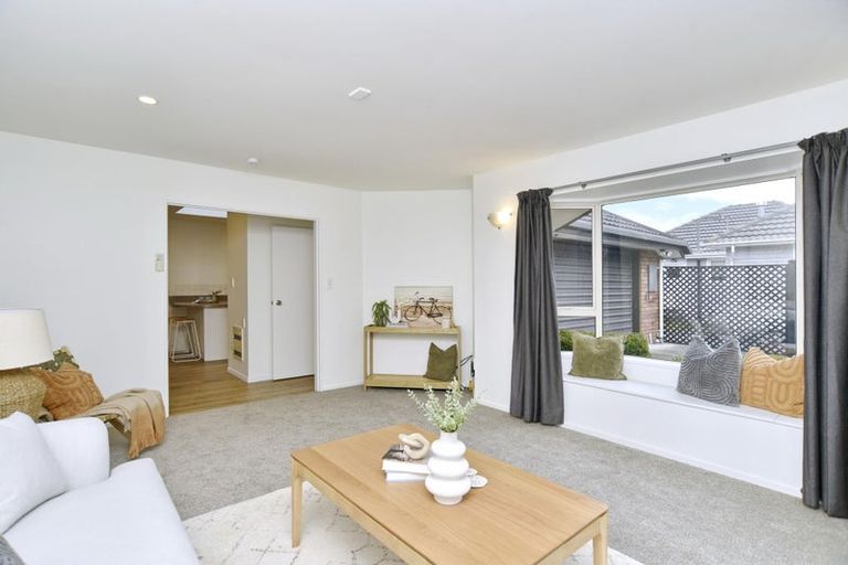 Photo of property in 2/47 Jocelyn Street, Casebrook, Christchurch, 8051