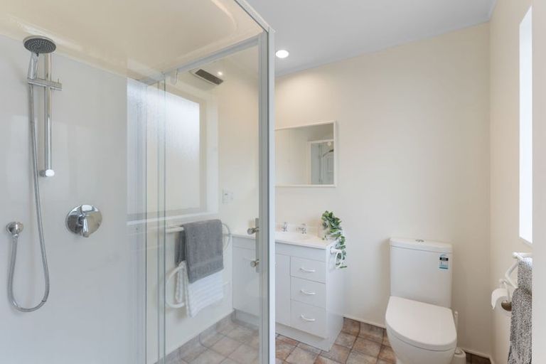 Photo of property in 15a Watson Drive, Paraparaumu Beach, Paraparaumu, 5032