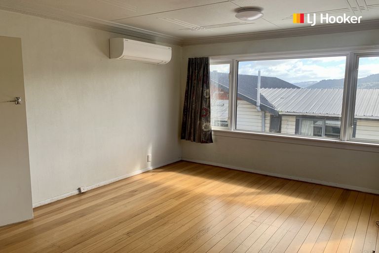 Photo of property in 15 Porterfield Street, Macandrew Bay, Dunedin, 9014