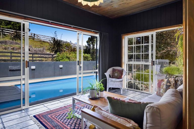 Photo of property in 58 Atkinson Road, Hurworth, New Plymouth, 4371