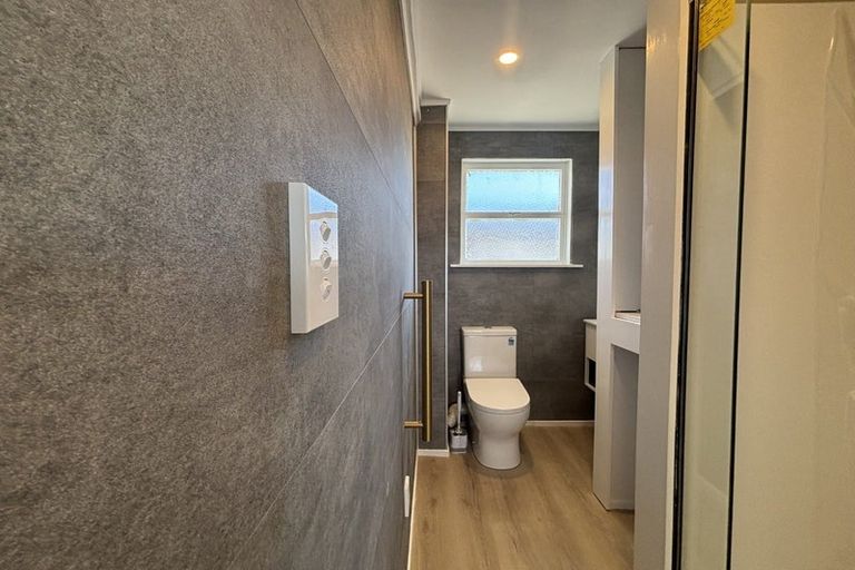 Photo of property in 11/219 Onewa Road, Birkenhead, Auckland, 0626