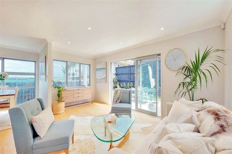 Photo of property in 139c Bucklands Beach Road, Bucklands Beach, Auckland, 2012