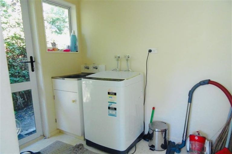 Photo of property in 1/39 Awanui Street, Merrilands, New Plymouth, 4312