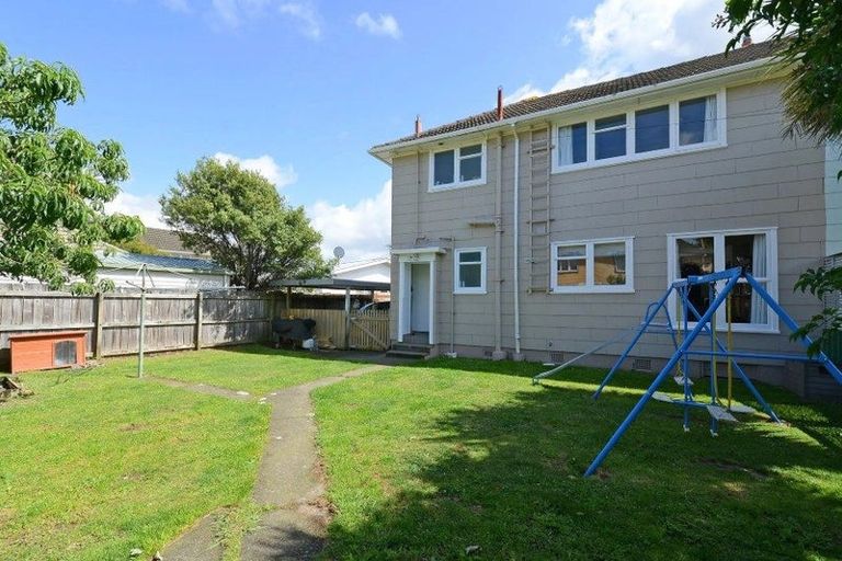 Photo of property in 2/67 Godley Street, Waiwhetu, Lower Hutt, 5010