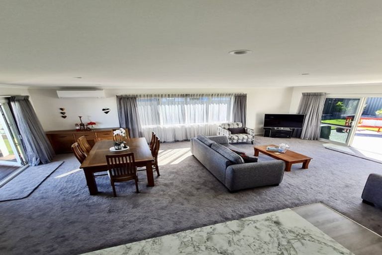 Photo of property in 4 Rotoiti Way, Poraiti, Napier, 4112