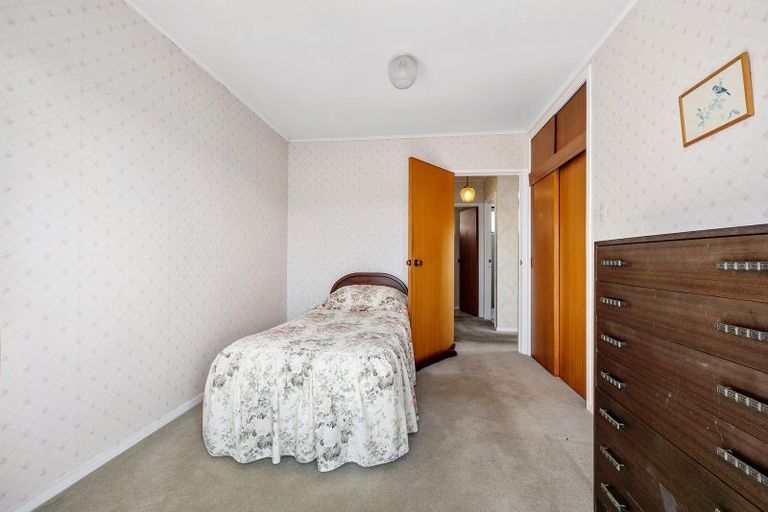 Photo of property in 68 Weatherly Road, Torbay, Auckland, 0630