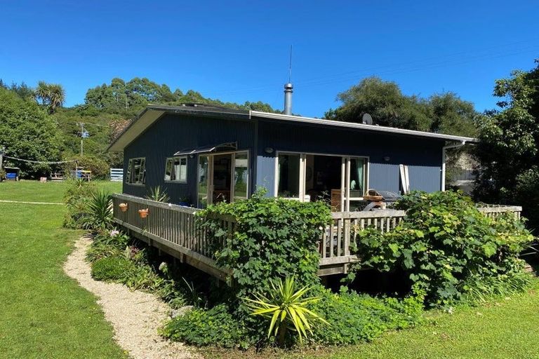 Photo of property in 29 Haile Lane, Pohara, Takaka, 7183