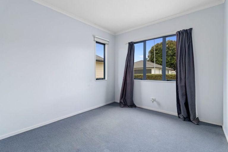 Photo of property in 6 Whinfell Lane, Nawton, Hamilton, 3200