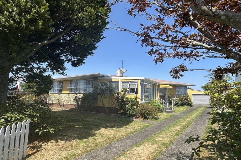 Photo of property in 35 King Street, Waitara, 4320