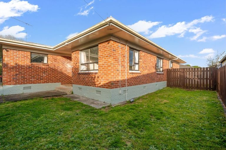 Photo of property in 14 Cross Street, Papakura, 2110