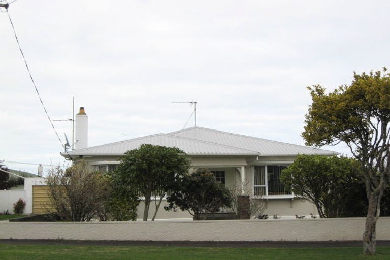 Photo of property in 30 Lyn Street, Lynmouth, New Plymouth, 4310