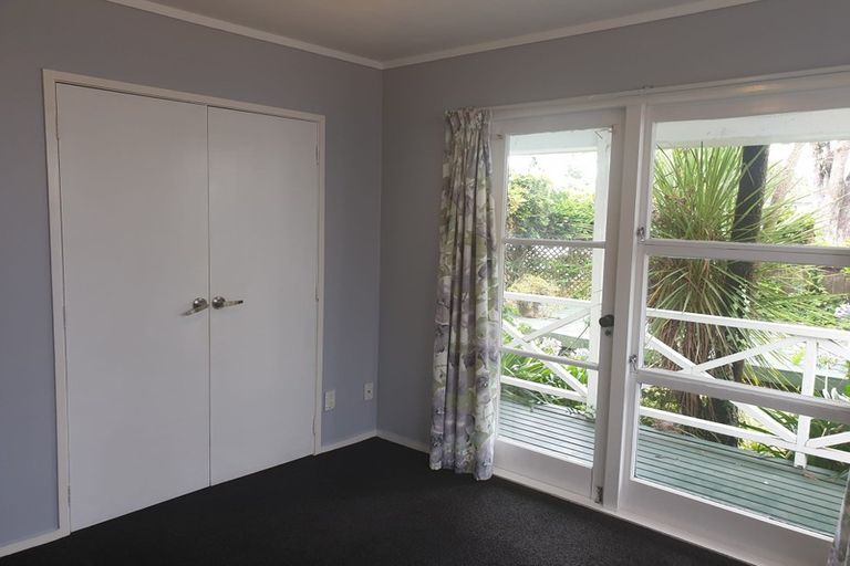 Photo of property in 63 Sunderlands Road, Half Moon Bay, Auckland, 2012