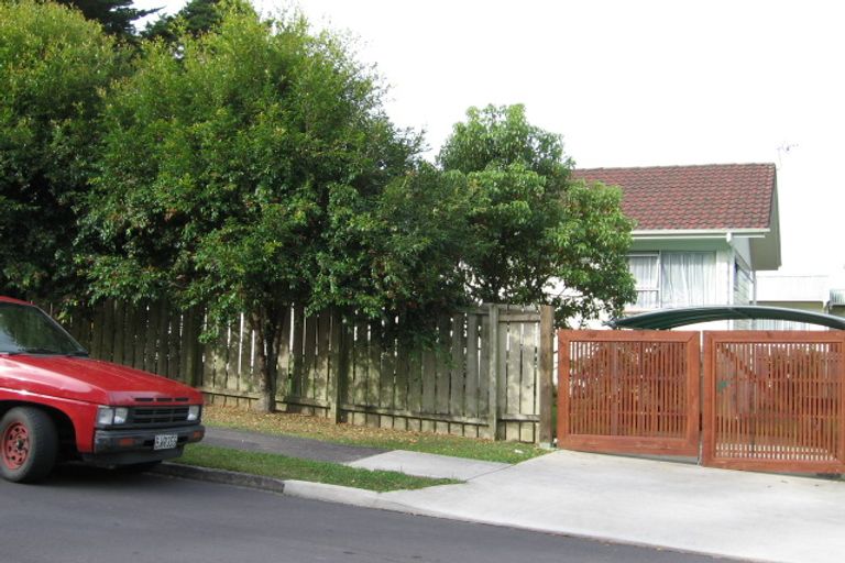 Photo of property in 19a Midgley Road, West Harbour, Auckland, 0618