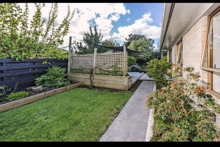 Photo of property in 1/205 Bucklands Beach Road, Bucklands Beach, Auckland, 2012