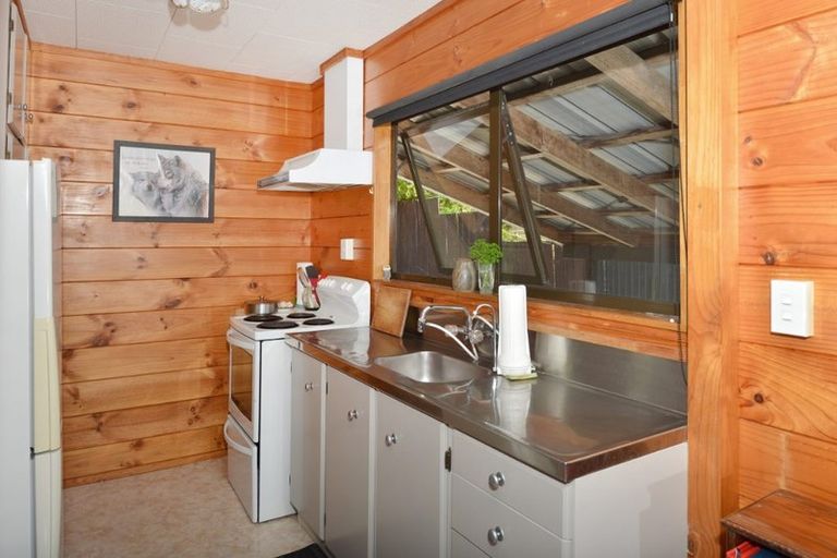 Photo of property in 3a Mountain Road, Morningside, Whangarei, 0110