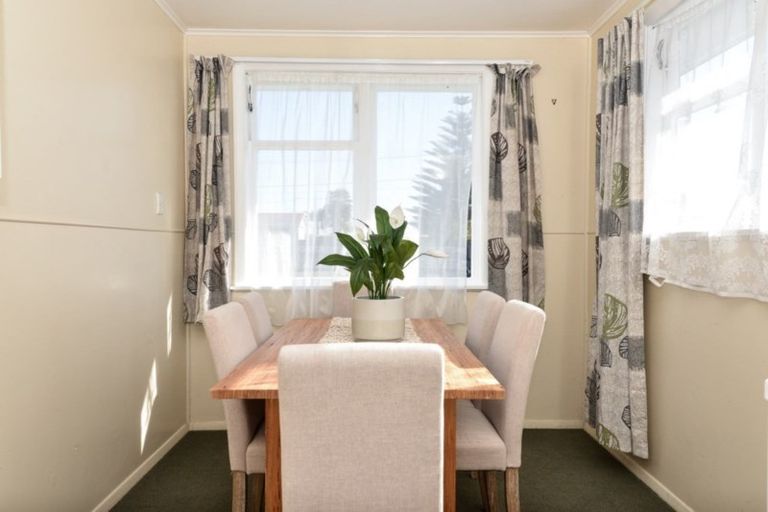 Photo of property in 5 Northolt Road, Fairview Downs, Hamilton, 3214