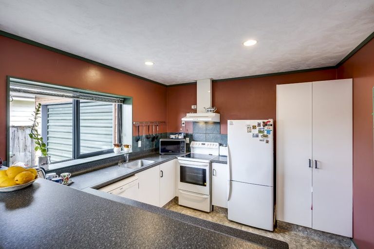 Photo of property in 2/16 Alan Styles Place, Greenmeadows, Napier, 4112