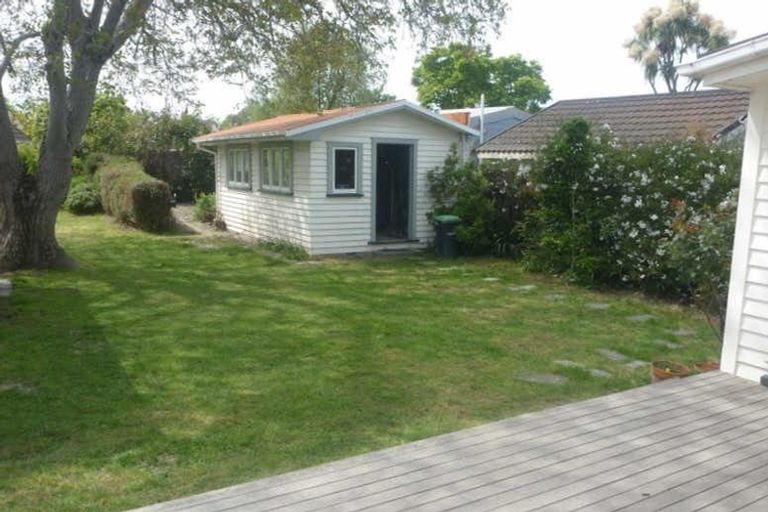 Photo of property in 76 North Parade, Richmond, Christchurch, 8013
