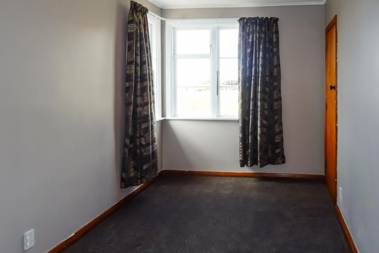 Photo of property in 12 Harlech Street, Oamaru North, Oamaru, 9400