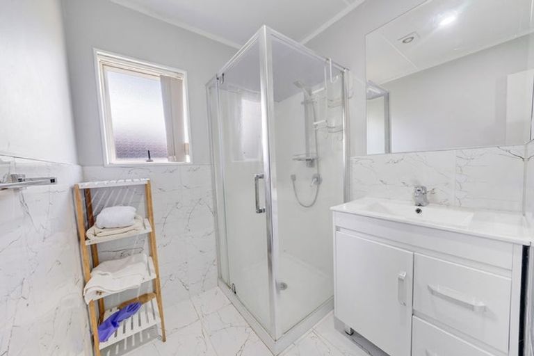 Photo of property in 47a Robert Skelton Place, Clendon Park, Auckland, 2103