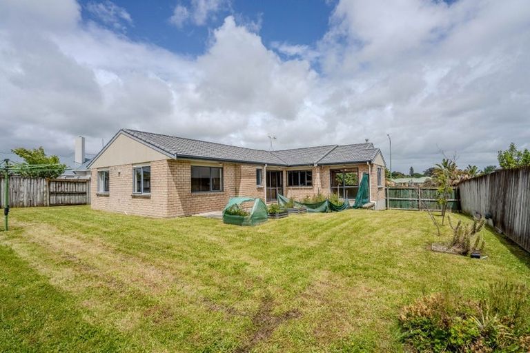 Photo of property in 161 Ruapehu Drive, Fitzherbert, Palmerston North, 4410