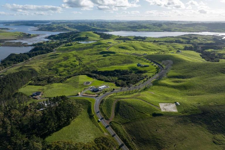 Photo of property in 10 Hinamoki Drive, Kaiwaka, 0573