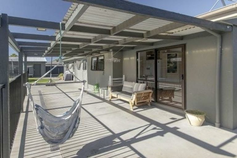 Photo of property in 8 Ryan Crescent, Greenmeadows, Napier, 4112