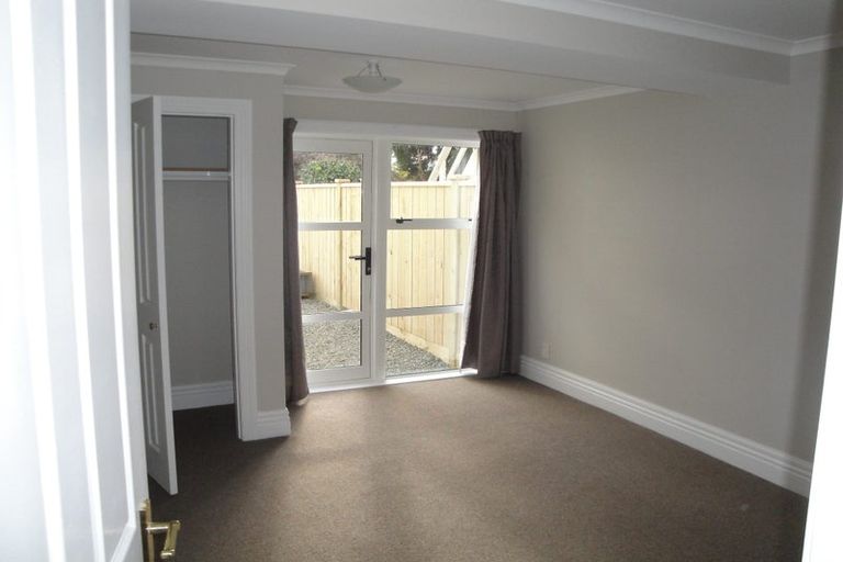 Photo of property in 4/112 Austin Street, Mount Victoria, Wellington, 6011