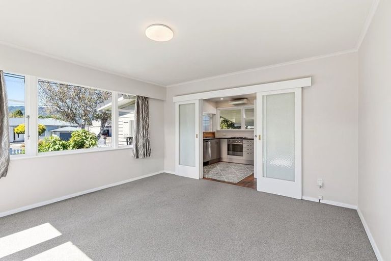 Photo of property in 84 Garden Road, Avalon, Lower Hutt, 5011