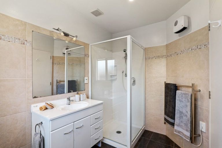 Photo of property in 1/66 Broadhaven Avenue, Parklands, Christchurch, 8083