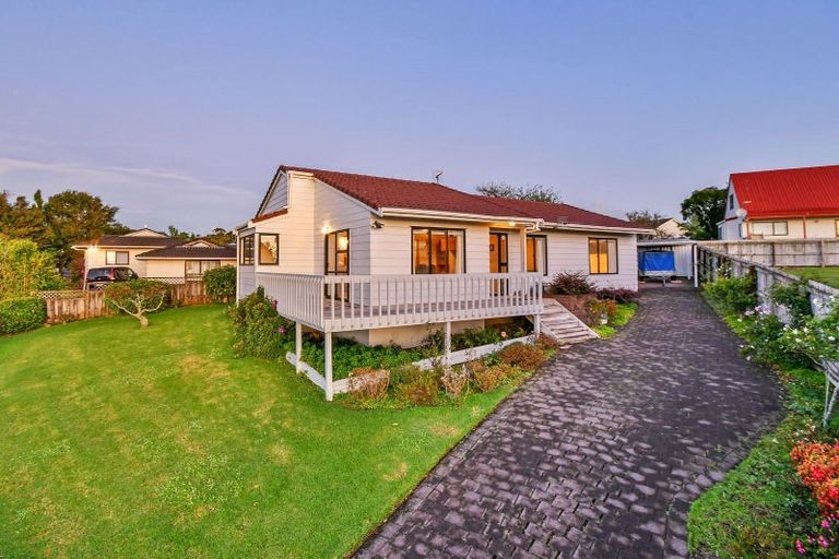 Photo of property in 4 Greenstone Place, Clover Park, Auckland, 2019