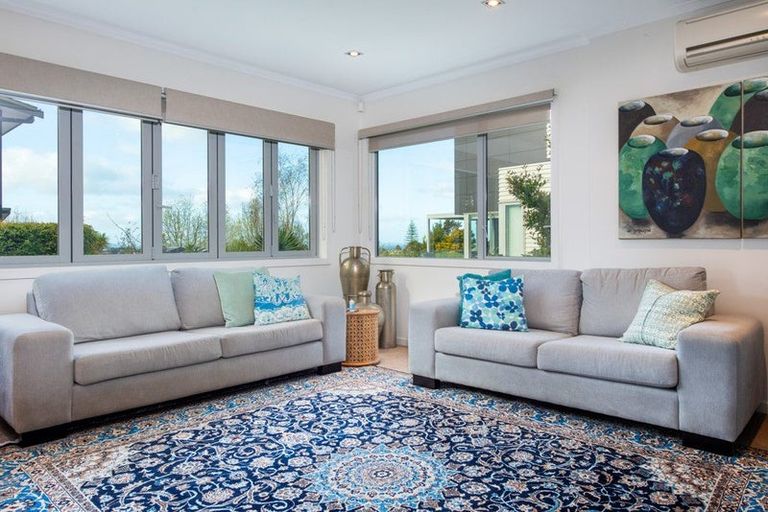 Photo of property in 131 Kowhai Road, Mairangi Bay, Auckland, 0630