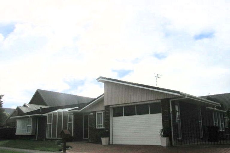 Photo of property in 18a Hanmer Place, Highbury, Palmerston North, 4412