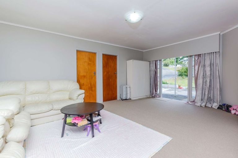 Photo of property in 22 Madison Place, Forrest Hill, Auckland, 0620