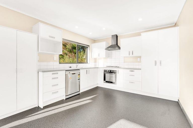 Photo of property in 27a Rawhiti Street, Stokes Valley, Lower Hutt, 5019