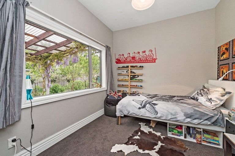 Photo of property in 8 Cross Street, Coalgate, 7673