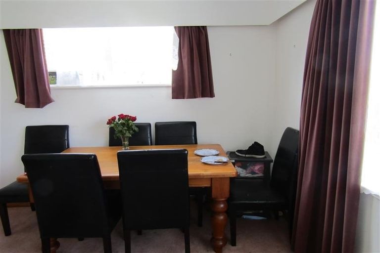 Photo of property in 17 Robertson Street, Elderslea, Upper Hutt, 5018
