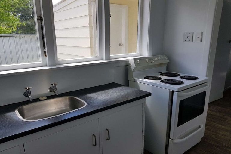 Photo of property in 7a Bellvue Road, Kawaha Point, Rotorua, 3010